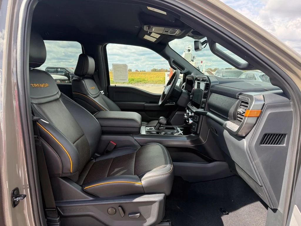 New 2026 Gray Ford Tremor image 30