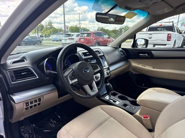 Used 2017 White Subaru 2.5i image 10