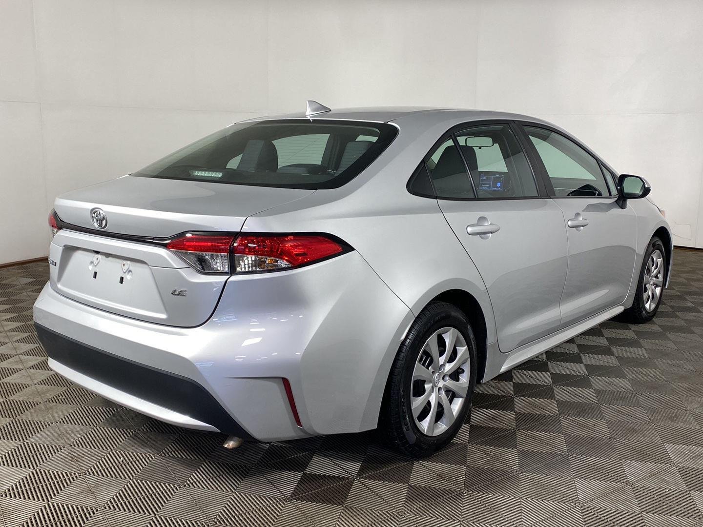 Certified Used 2022 Classic Silver Metallic Toyota LE image 6