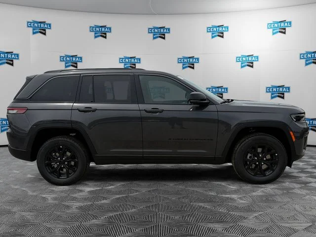 New 2026 Gray Jeep Altitude image 6