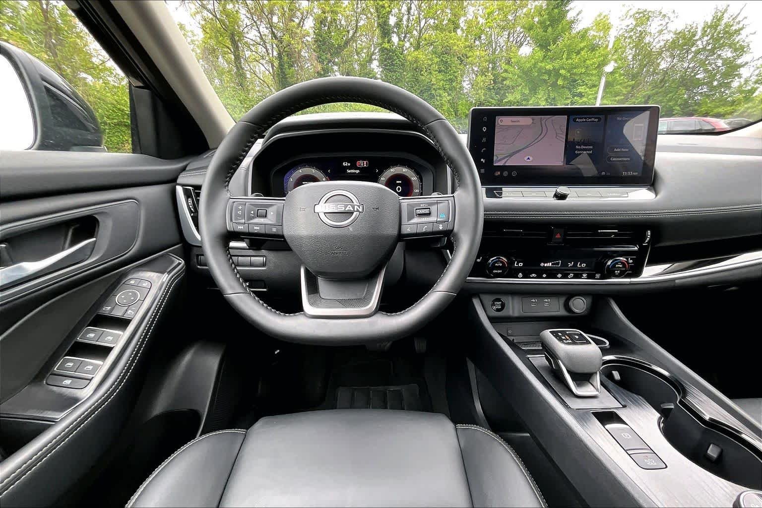 Used 2026 Super Black Nissan SL image 6
