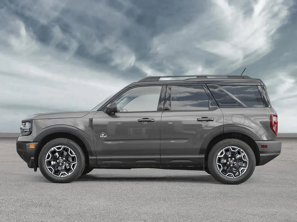 New 2026 CARBONIZED GREY Ford Outer Banks image 3