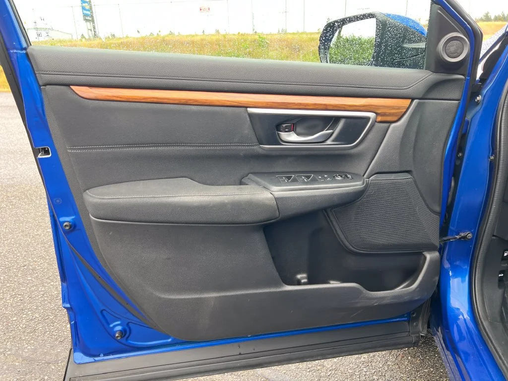 Used 2020  Honda EX image 9