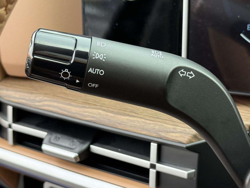 New 2026 Ecotronic Gray Hyundai Limited AWD image 24