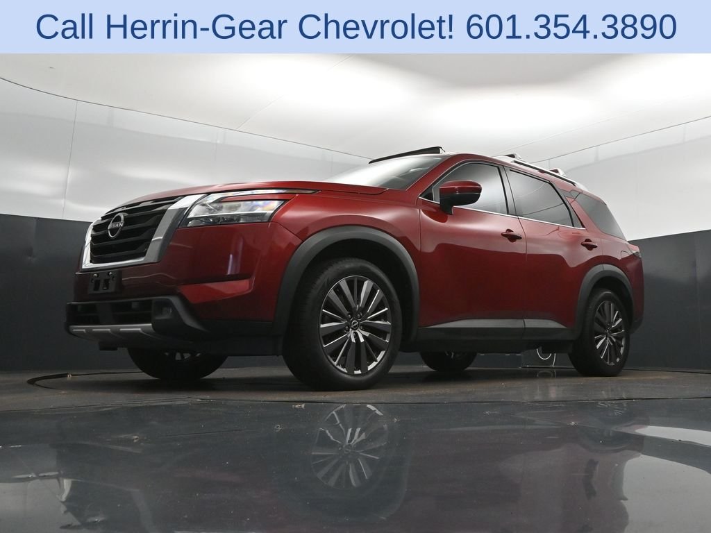 Used 2023 Red Nissan SL image 39