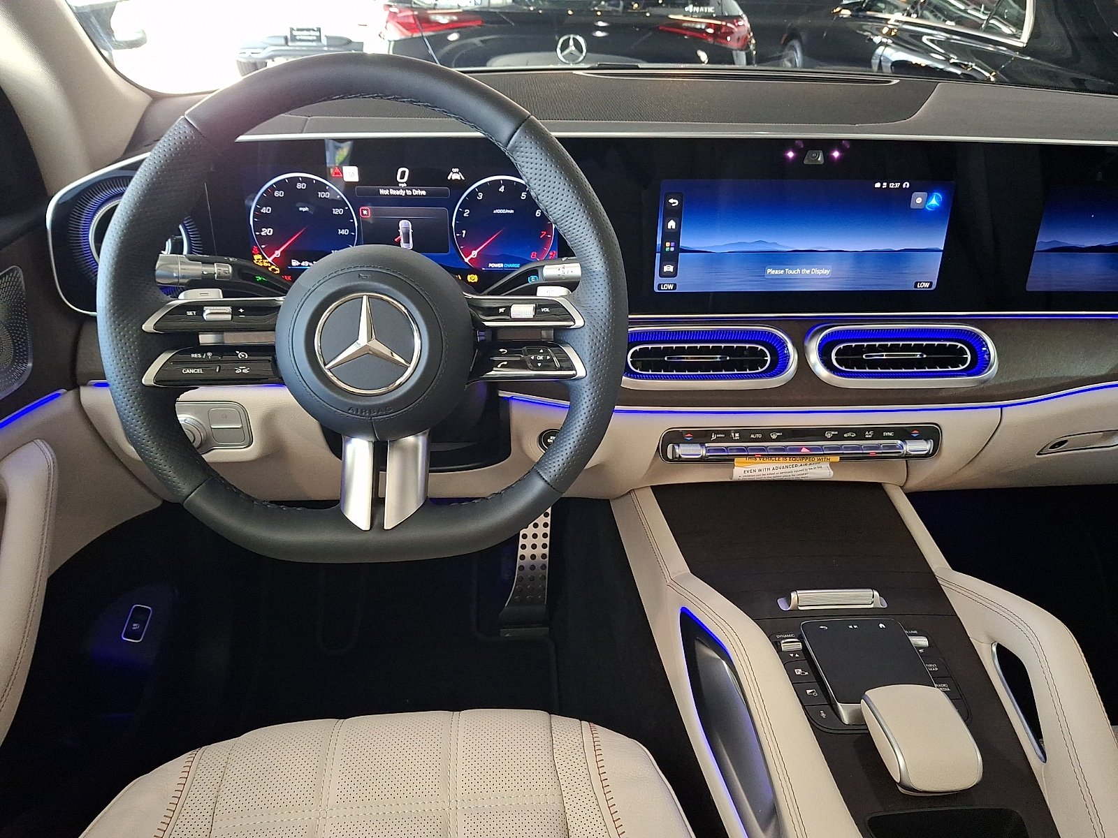 New 2027 MANUFAKTUR Moonlight White Metallic Mercedes-Benz GLE 450 image 7
