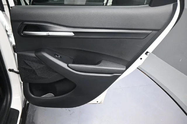 Used 2024 White Kia LX image 22