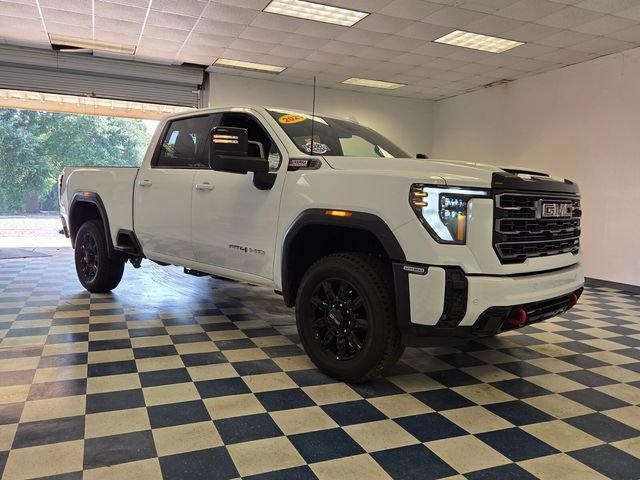 2025 GMC Sierra 2500HD AT4