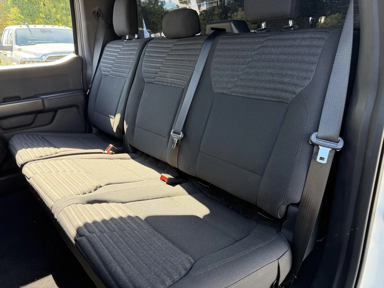 Used 2023 Avalanche Gray Ford XL image 17