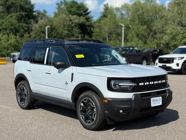 New 2026 White Ford Outer Banks image 1