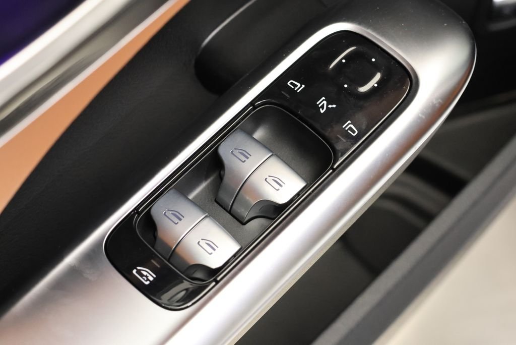 New 2026 Polar White Mercedes-Benz C 300 image 33