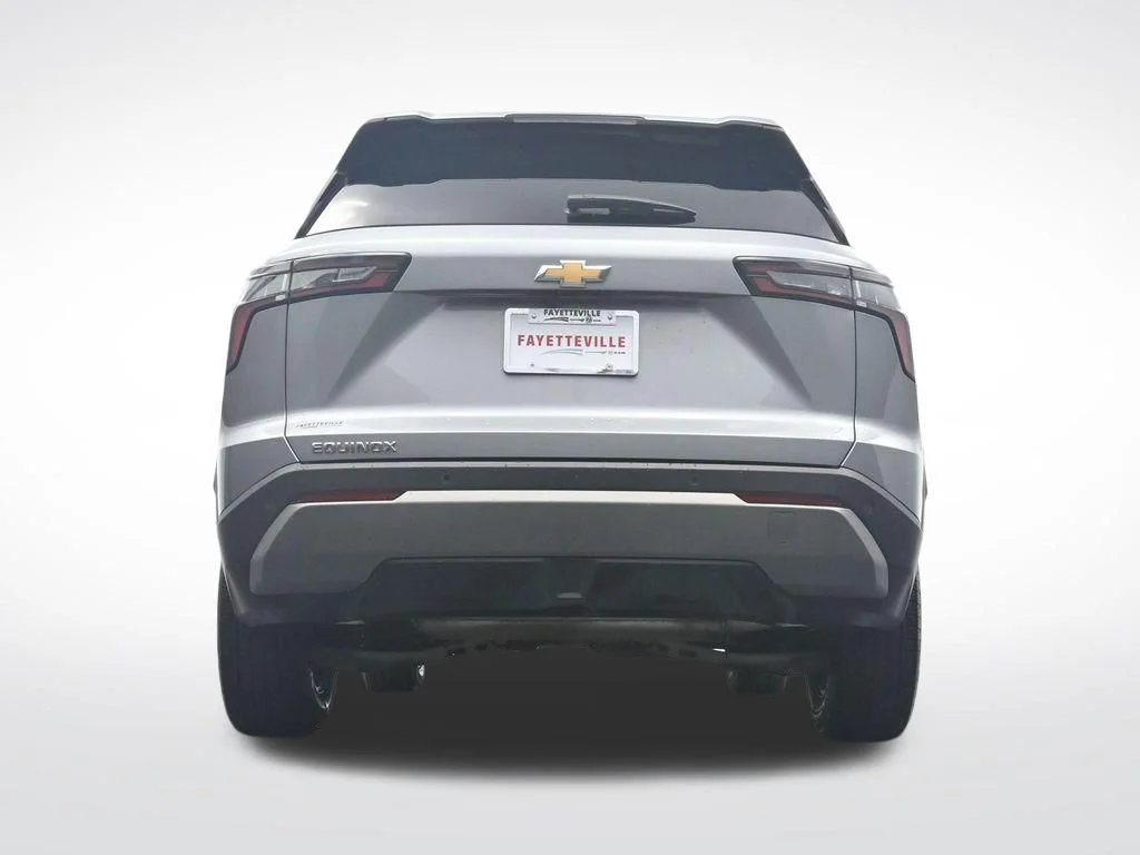 Used 2025 Gray Chevrolet LT image 35