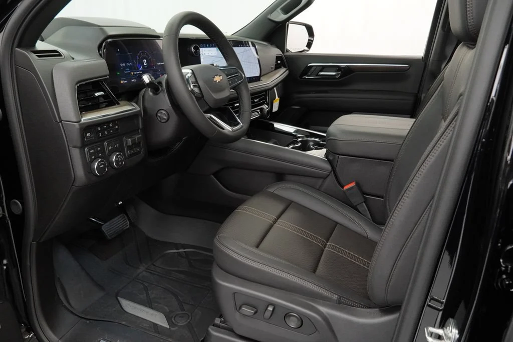 New 2026 Black Chevrolet High Country image 11