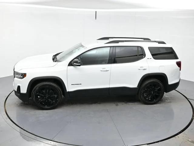 Used 2023 Summit White GMC SLE image 36