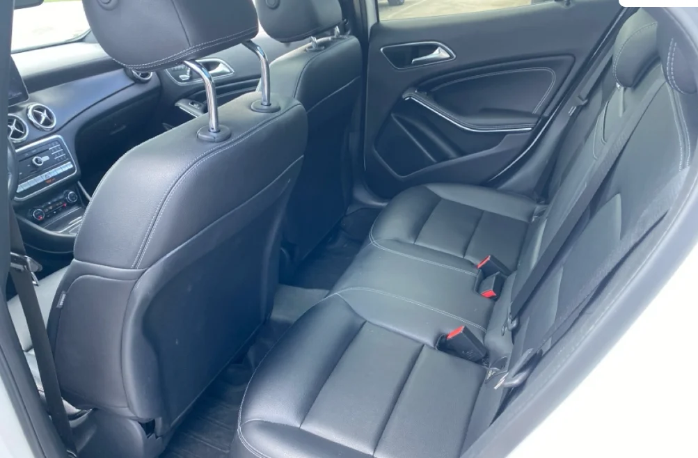 Used 2019 White Mercedes-Benz GLA 250 image 6