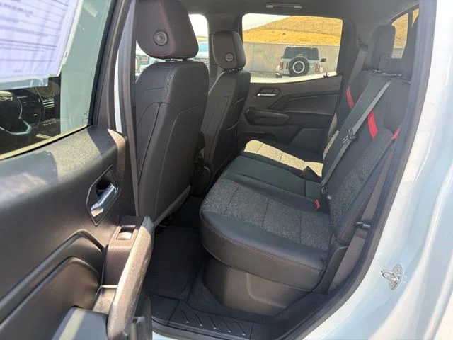 Used 2023 White Chevrolet Z71 image 9