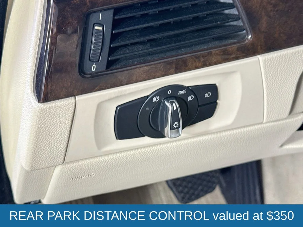 Used 2009 Monaco Blue Metallic BMW 328i image 11