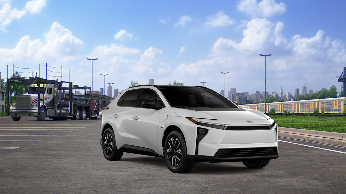 New 2026 Wind Chill Pearl Toyota XLE image 14