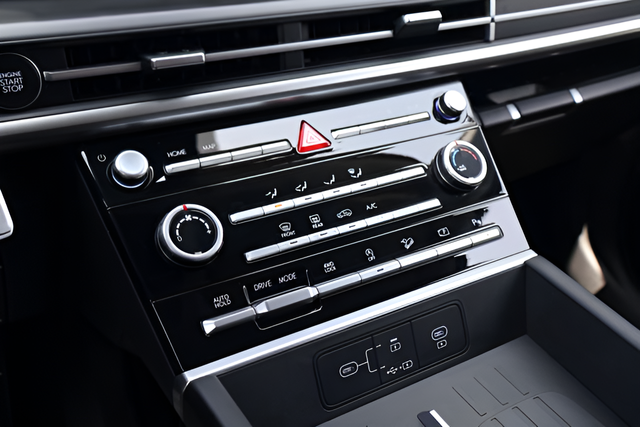 2026 Hyundai Santa Fe SE - Photo 21