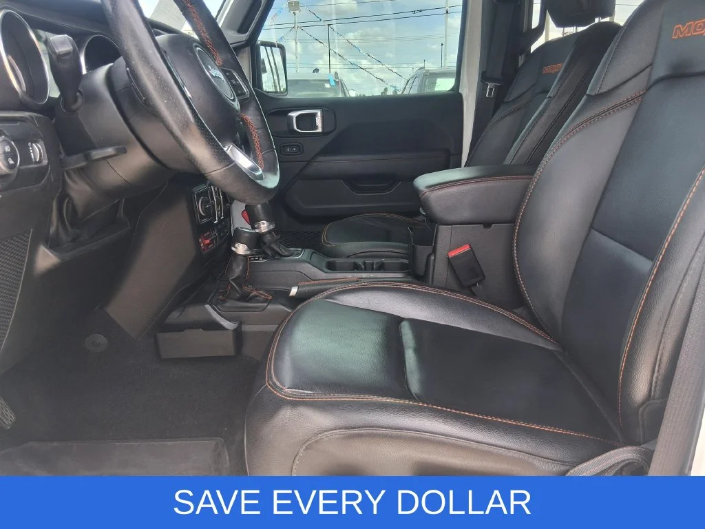 Used 2023 White Jeep Mojave image 12