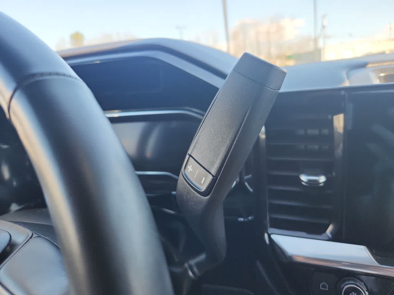 2024 Chevrolet Silverado 1500 LT - Photo 20