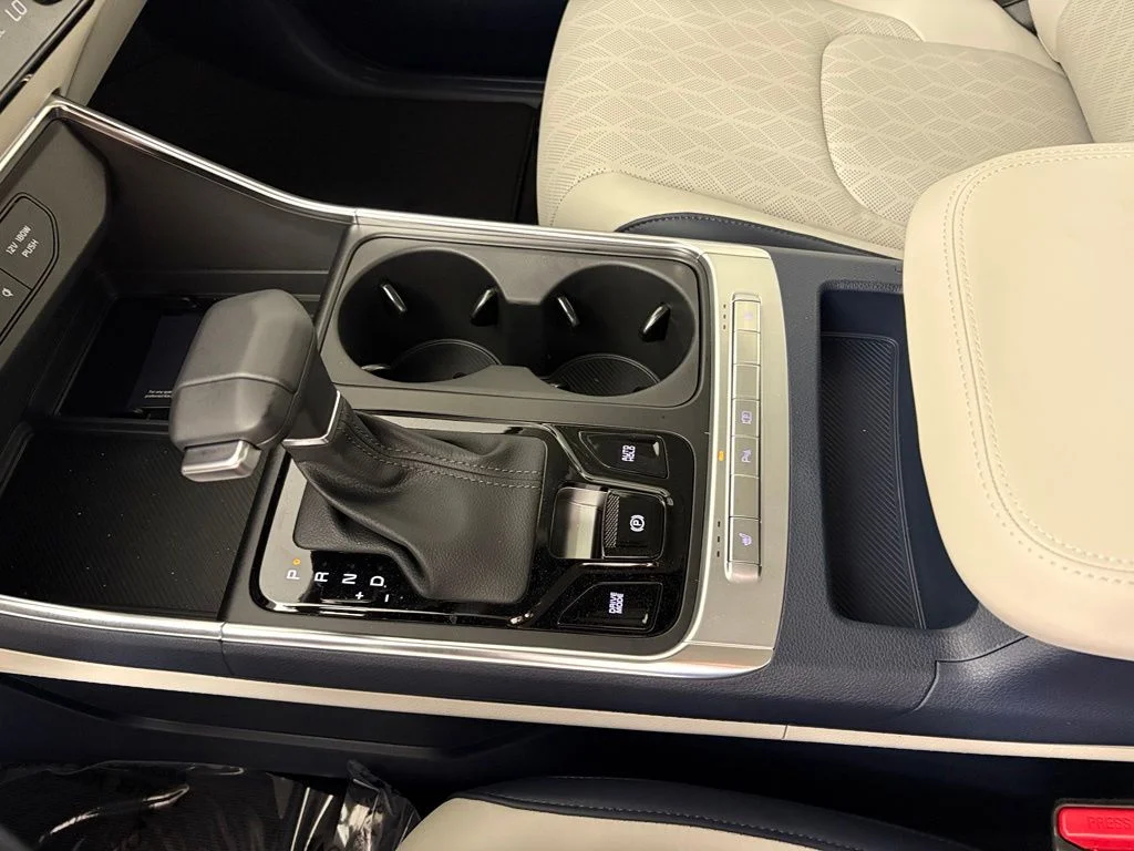 New 2026 Ceramic Silver Kia EX image 31