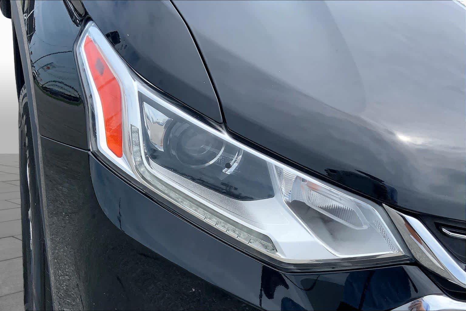 Used 2019 Mosaic Black Metallic Chevrolet LT Cloth image 28