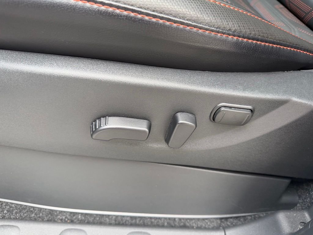 Used 2025 White Nissan PRO-4X image 31