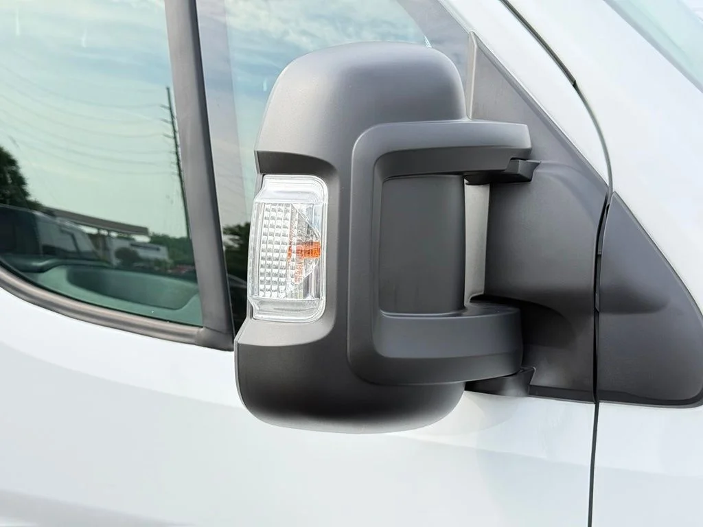 New 2026 Bright White Clear-Coat Exterior Paint RAM High Roof image 9