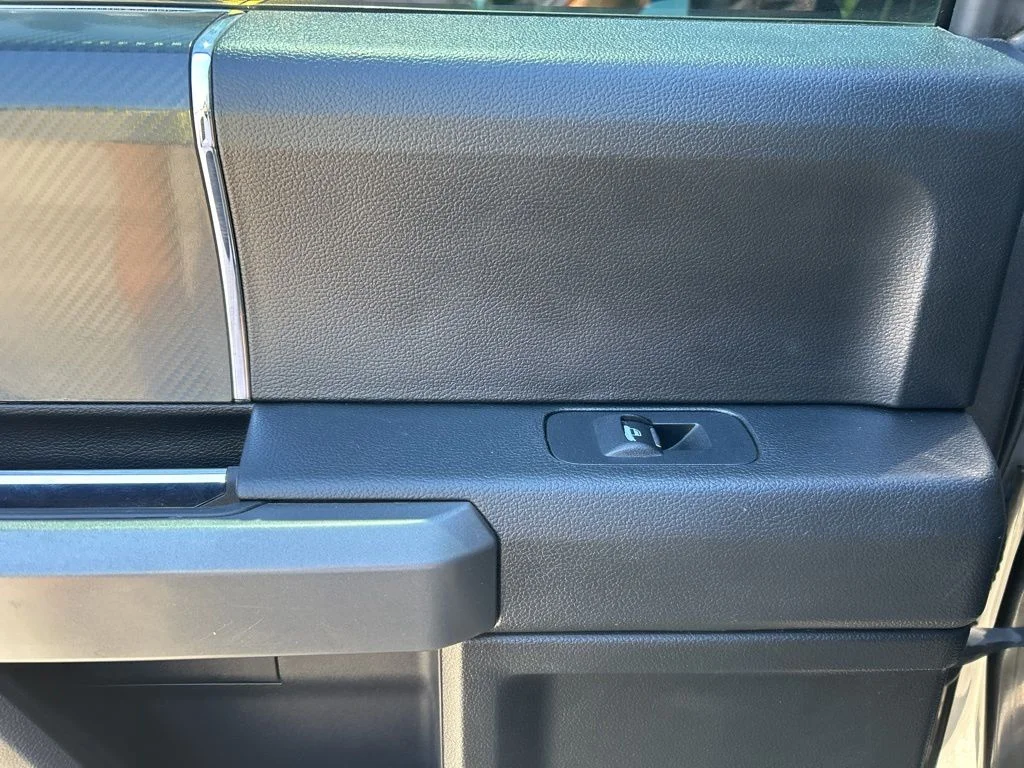 Used 2018 Gray Ford XLT image 20