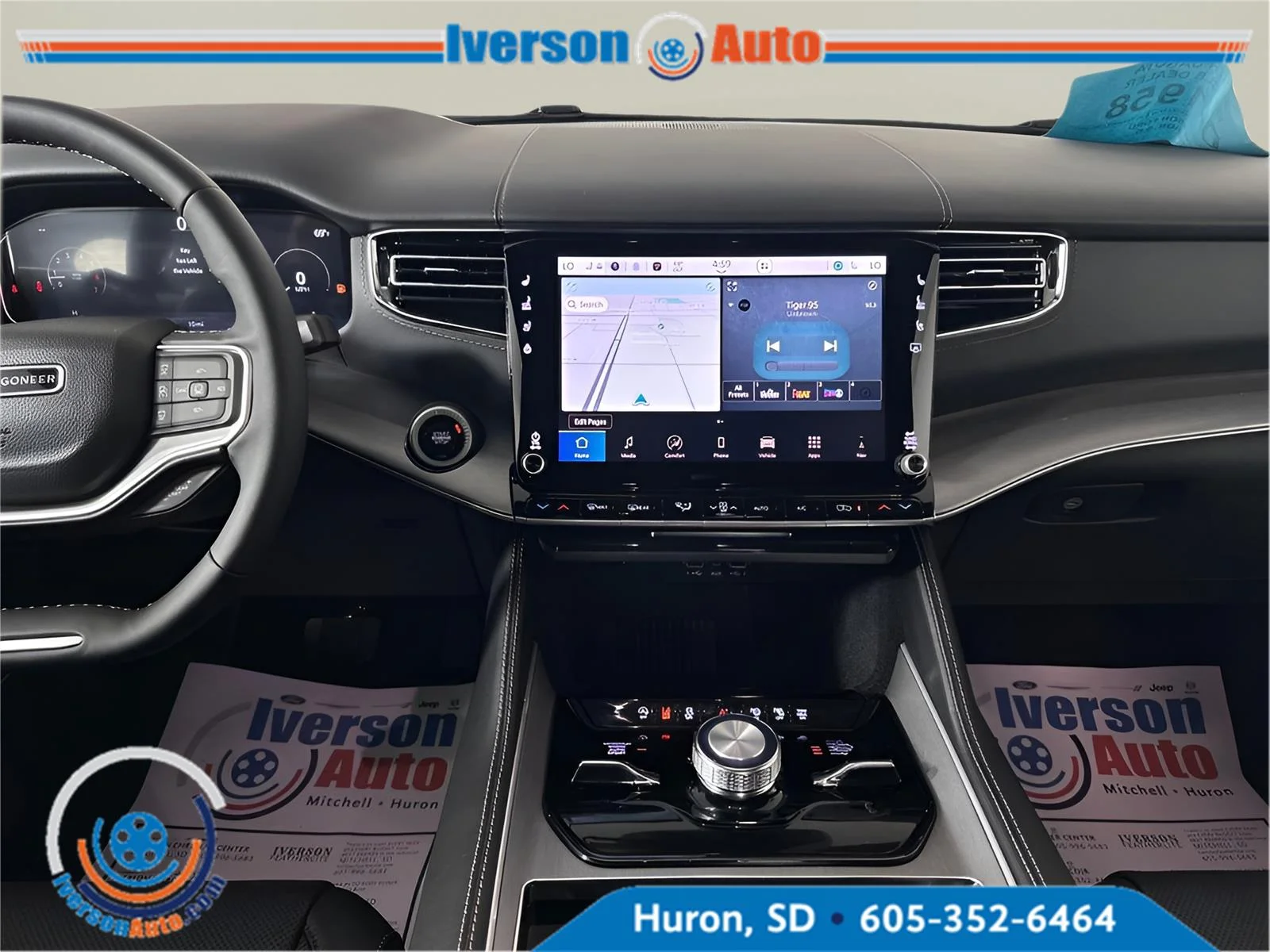 New 2026 Steel Blue Exterior Paint Jeep Limited Reserve image 29