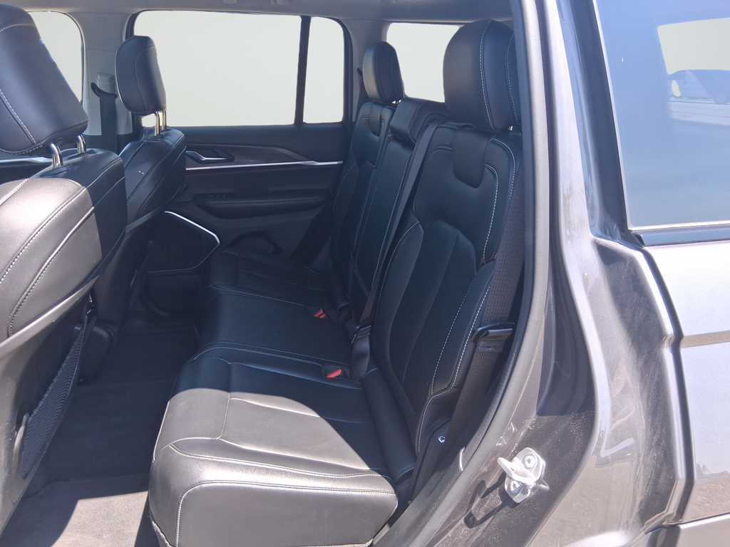 Used 2022 Gray Jeep Limited image 25