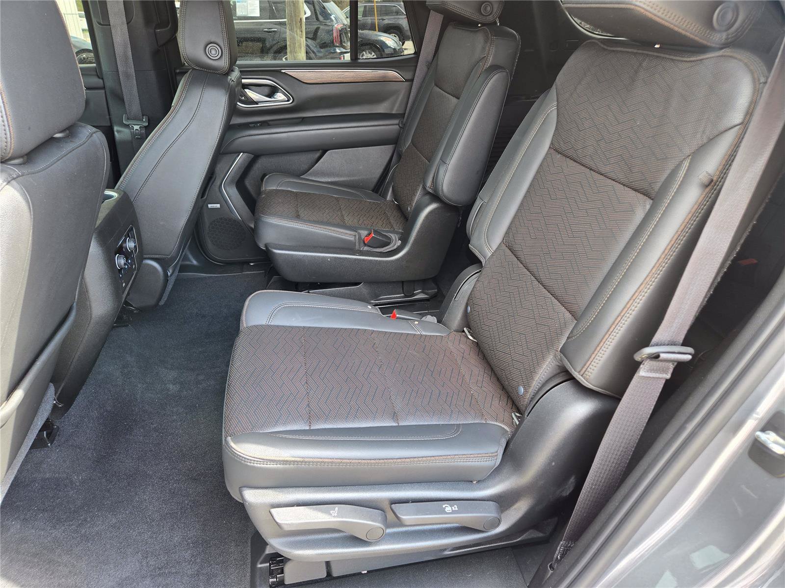 Used 2021 Satin Steel Metallic Chevrolet High Country image 18