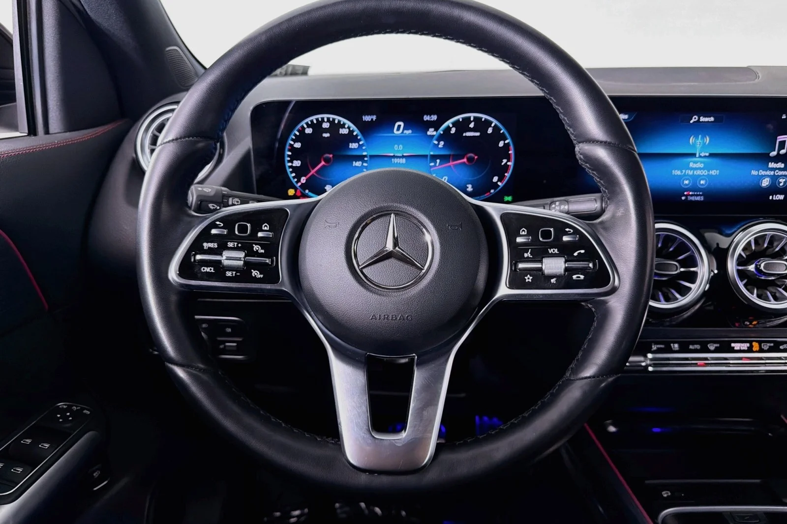 Used 2023 Polar White Mercedes-Benz 250 image 17