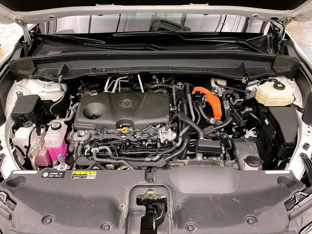 Used 2025 Beige Toyota XLE image 14