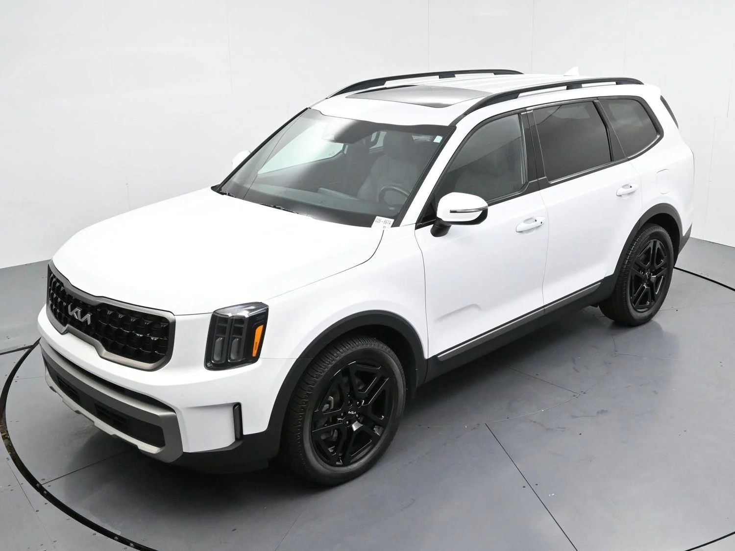 Used 2023 Glacial White Pearl Kia EX X-Line image 45