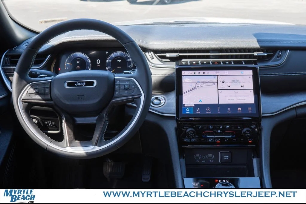 Certified Used 2025 Silver Zynith Jeep Limited image 14