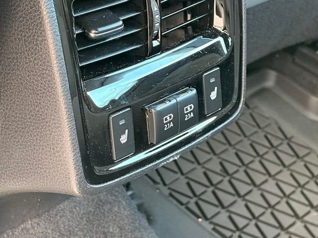 Used 2019 Silver Toyota Limited image 13