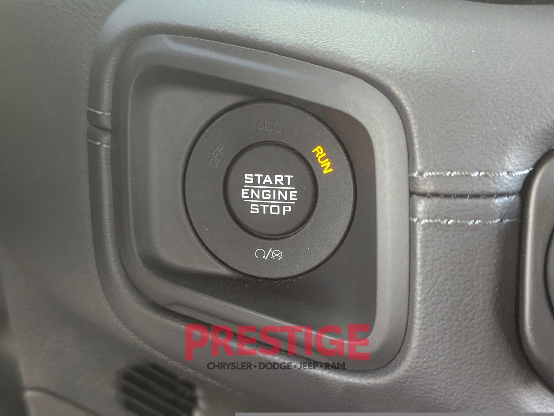 New 2026 Tuscadero Pearlcoat Jeep Rubicon image 15