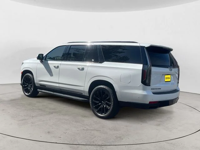 Used 2021 Crystal White Cadillac Sport image 3