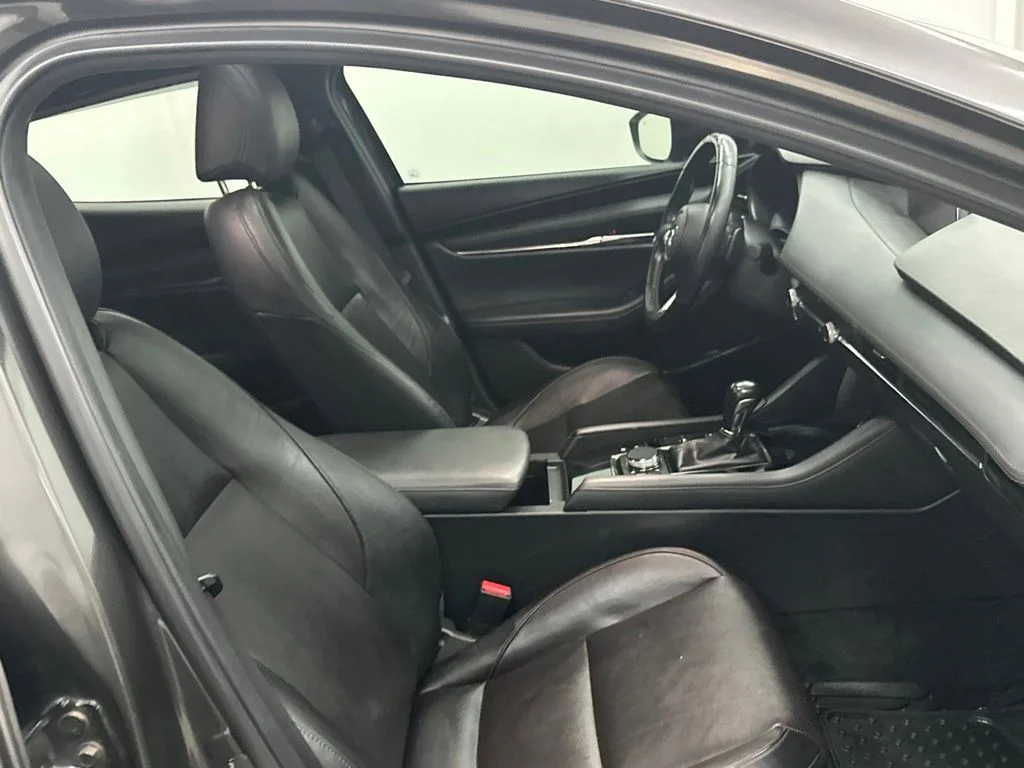 Used 2021 Gray Mazda Premium Plus image 27