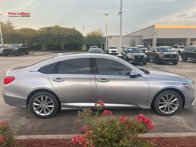Used 2021 Lunar Silver Metallic Honda LX image 1