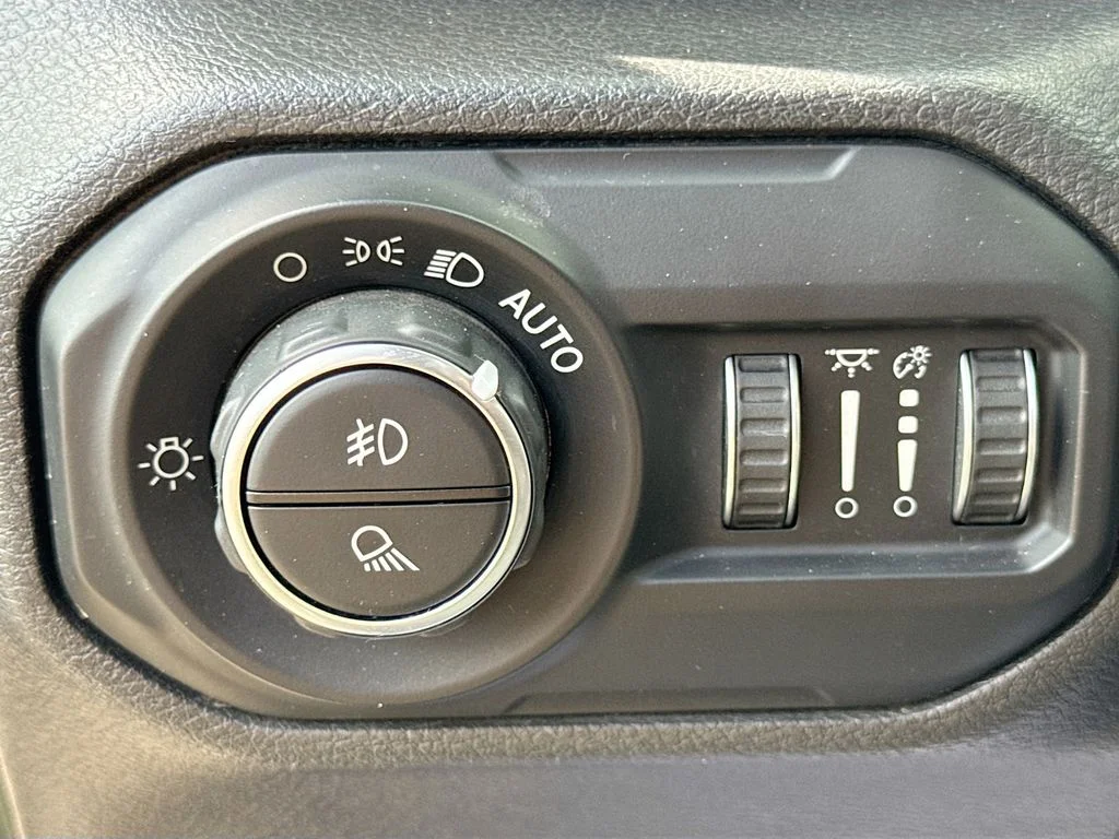 Used 2021 Green Jeep Willys image 12