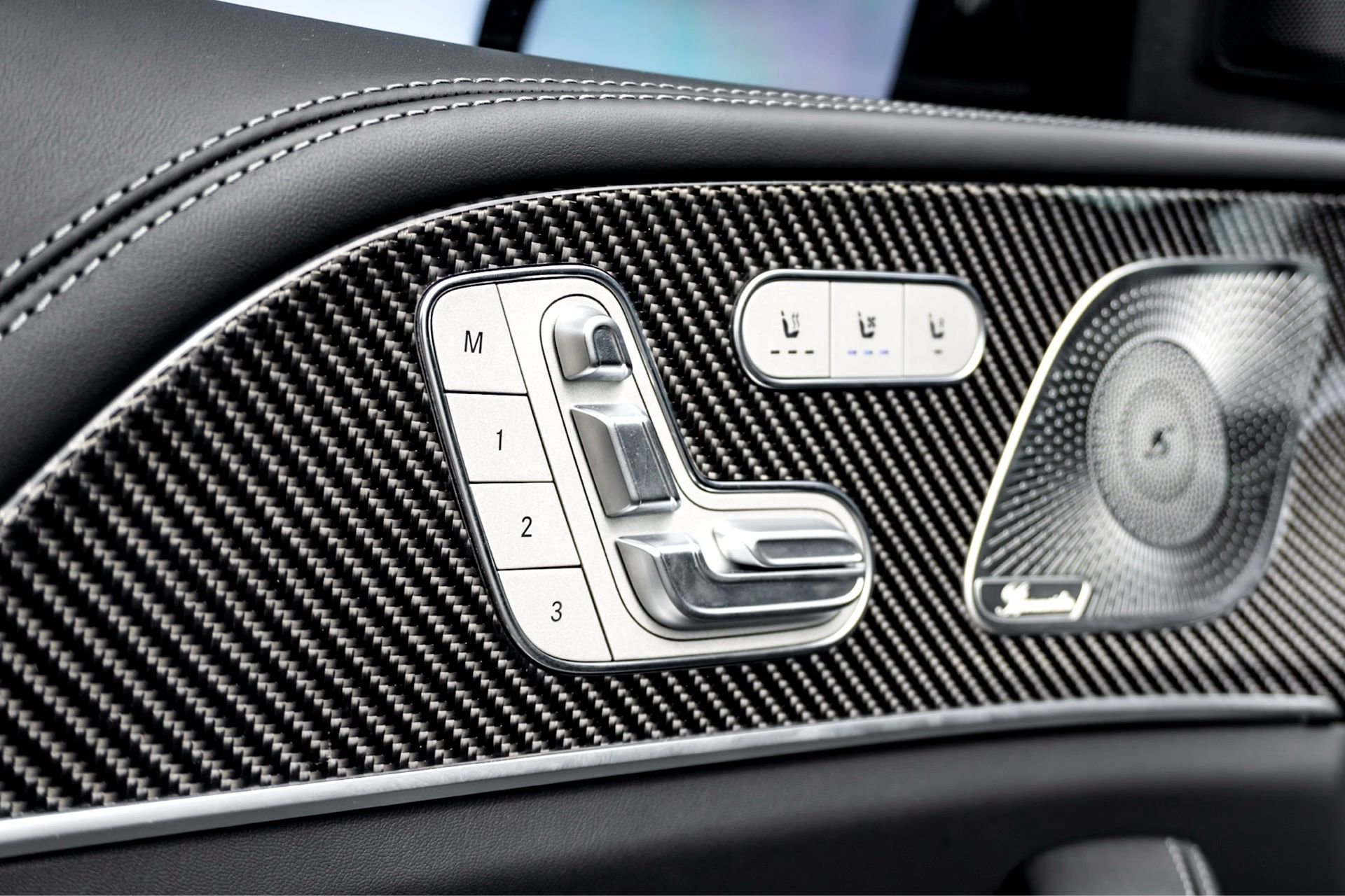 New 2025 MANUFAKTUR Alpine Grey Mercedes-Benz AMG® GLE 63 S 4MATIC+ SUV image 30