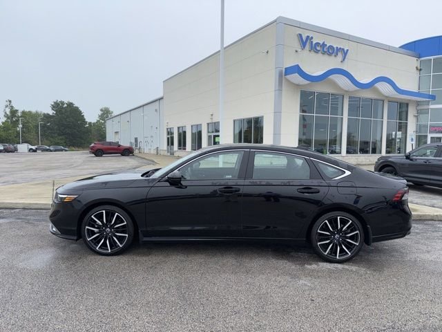 Used 2023  Honda Touring image 8