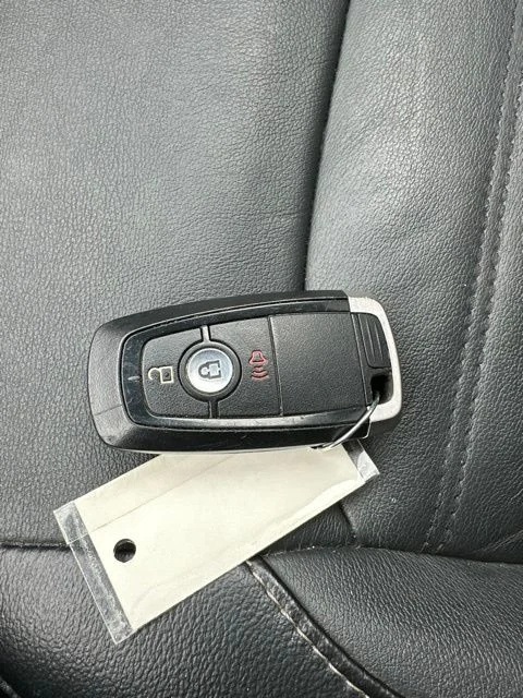 Used 2018 Magnetic Ford SEL image 26
