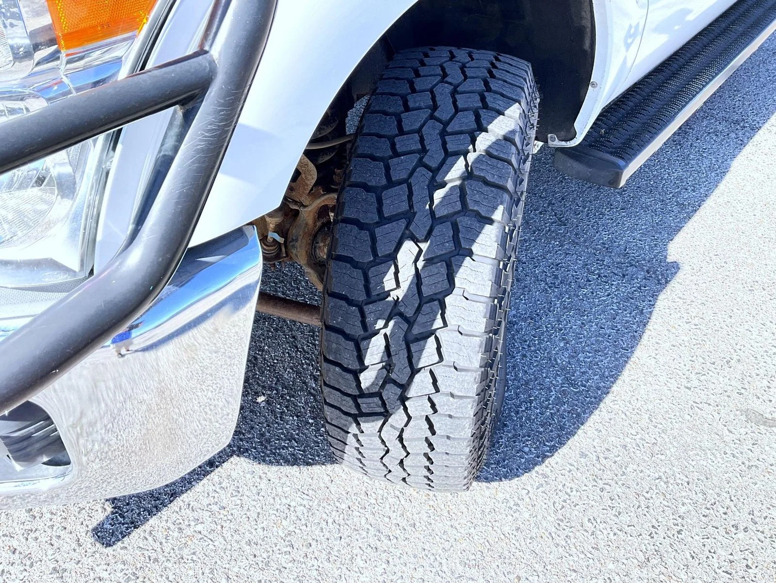 Used 2015 White Ford Lariat image 22