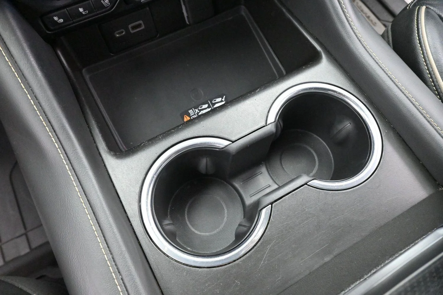 Used 2021 BLACK Chevrolet Premier image 28