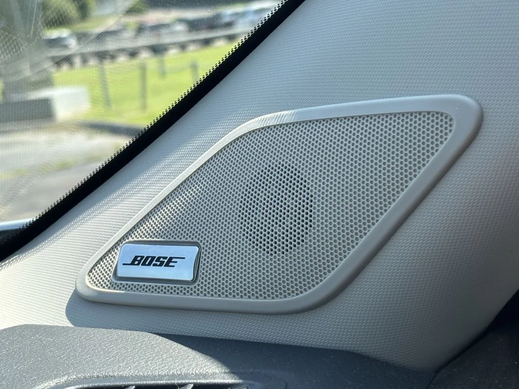 Used 2023 Silver Nissan Platinum image 35