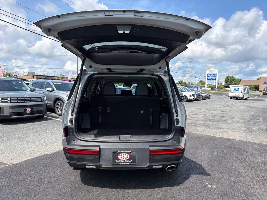 Used 2026 Silver Hyundai SEL image 44